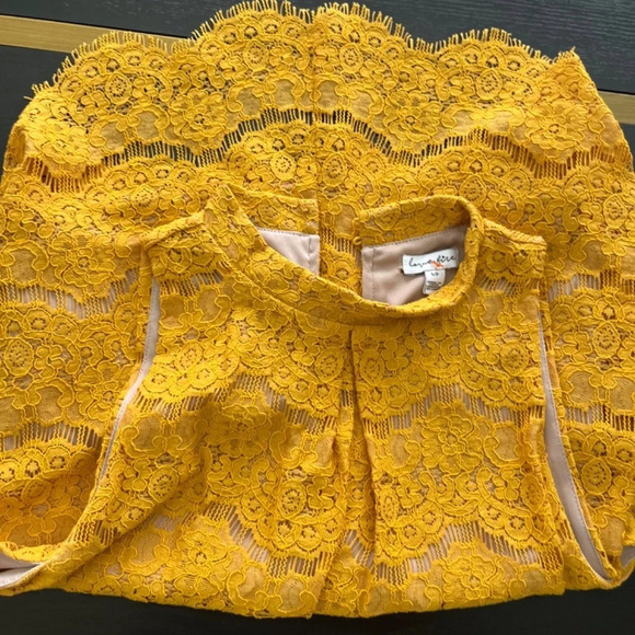 Love Fire Lace Tank with Small Stand Up Collar - Size S/P - Mustard Yell… - Picture 11 of 12